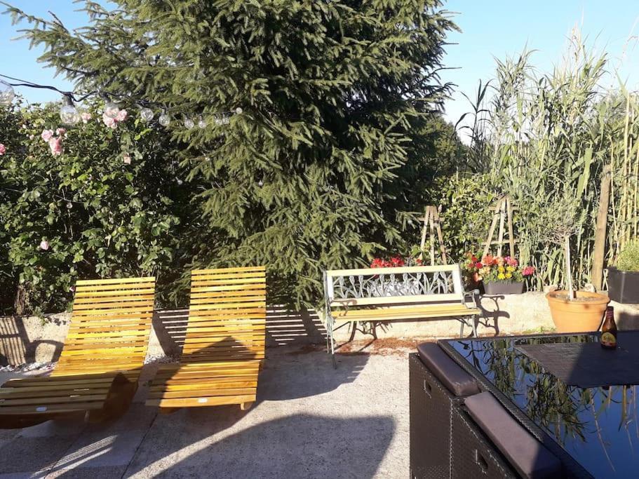 Un Petit Coin De Paradis Clairfontaine Esterno foto