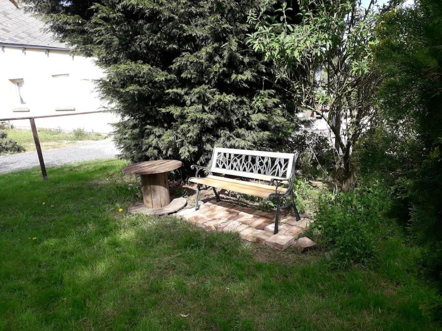 Un Petit Coin De Paradis Clairfontaine Esterno foto