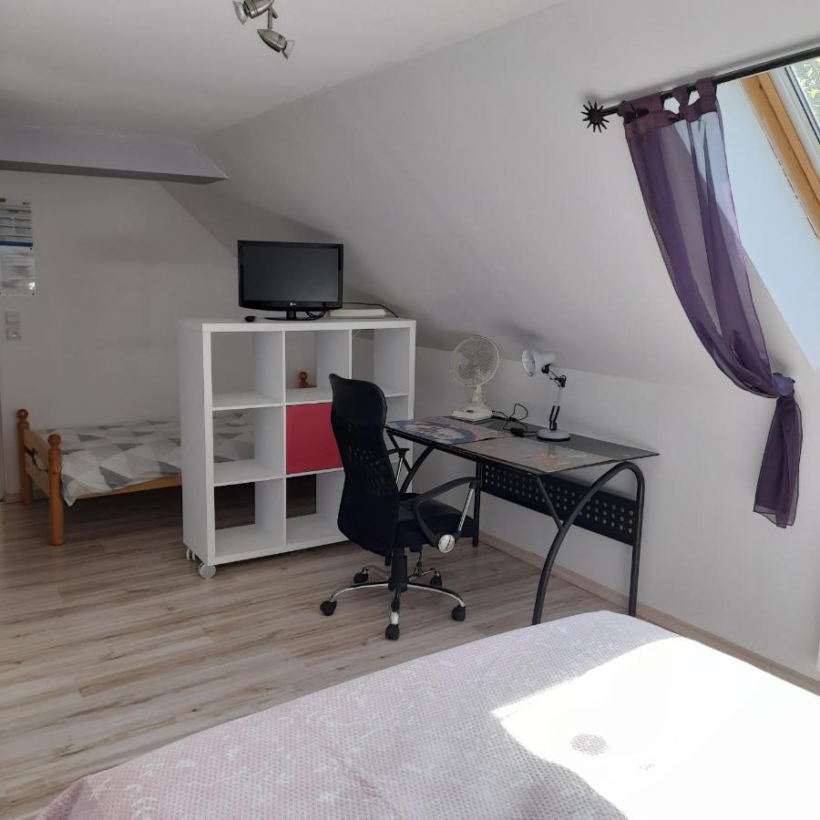 Un Petit Coin De Paradis Clairfontaine Esterno foto